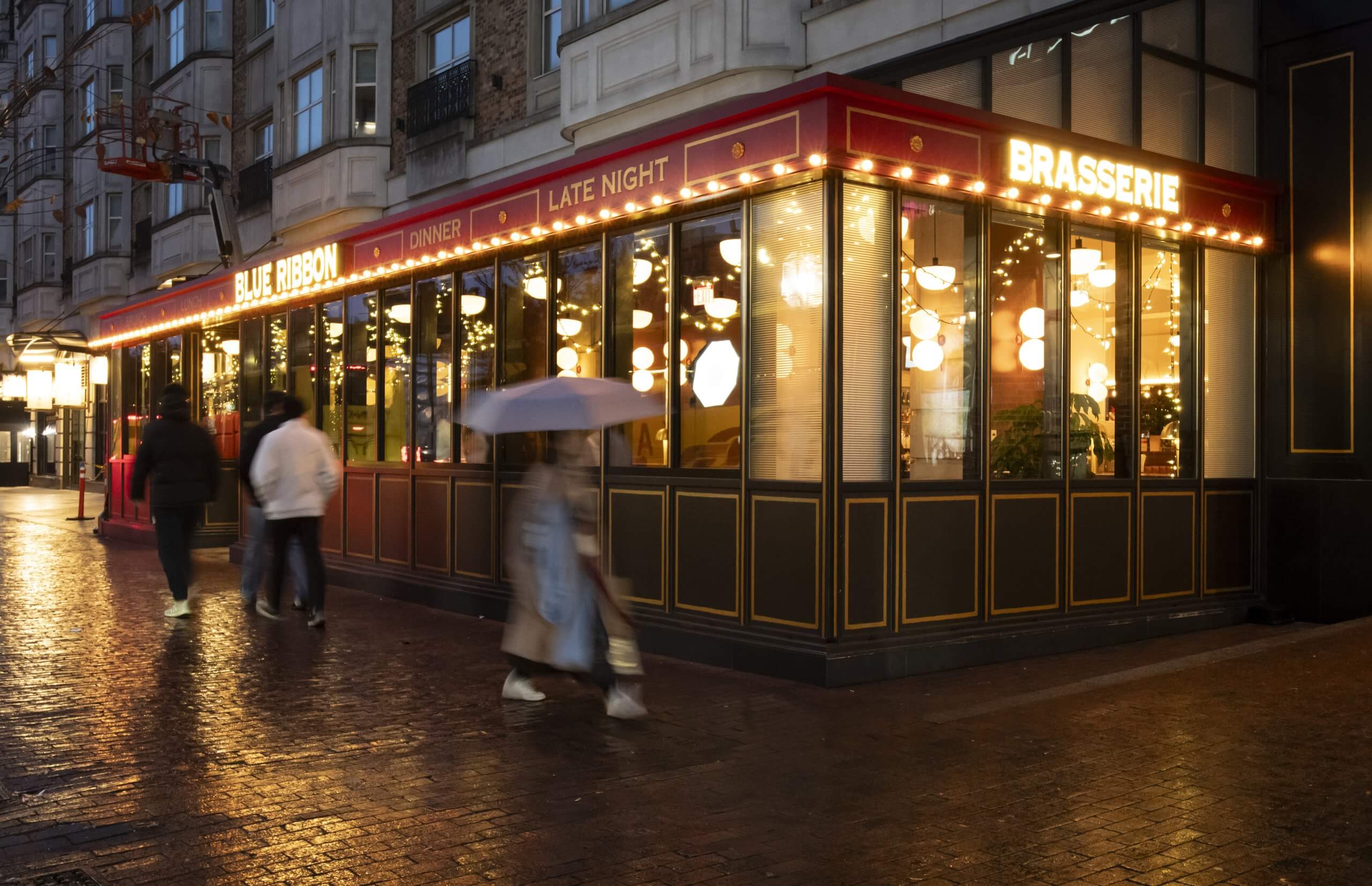 Blue Ribbon Brasserie Restaurant & Bar in Boston Hotel Commonwealth