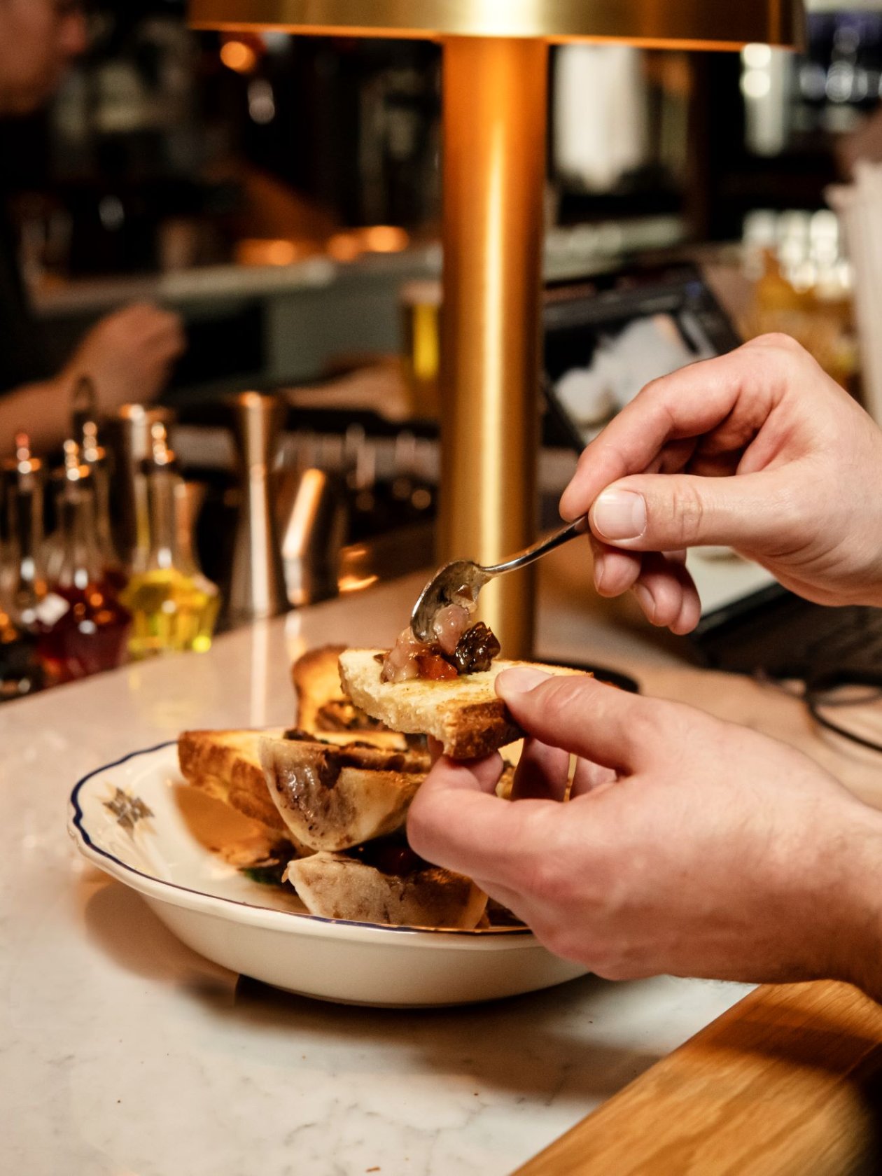 Blue Ribbon Brasserie Restaurant & Bar in Boston Hotel Commonwealth